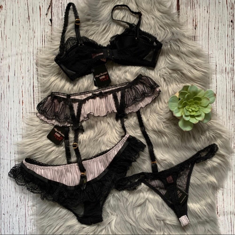 NWT Agent Provocateur Fifi 3-Piece Set 32C/2/2 - Picture 5 of 7